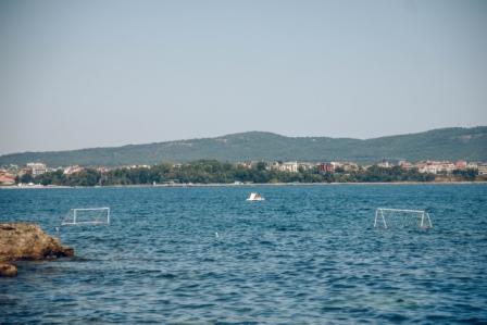 Спортивные сборы в Болгарии, спортивный лагерь в Болгарии, Детский лагерь в Болгарии,тренировочные сборы на море,сборы для групп в Болгарии, база для детских спортивных сборов в Болгарии,спортивные сборы для плавания с бассейном,спортивные сборы для водное поло,спортивные сборы гимнастика,спортивные сборы волейбол,спортивные сборы дзюдо,спортивные сборы каратэ,спортивные сборы единоборства